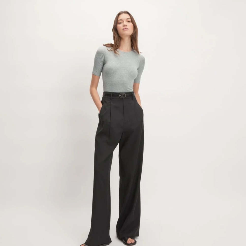 The Short-Sleeved Crewneck Bodysuit XS